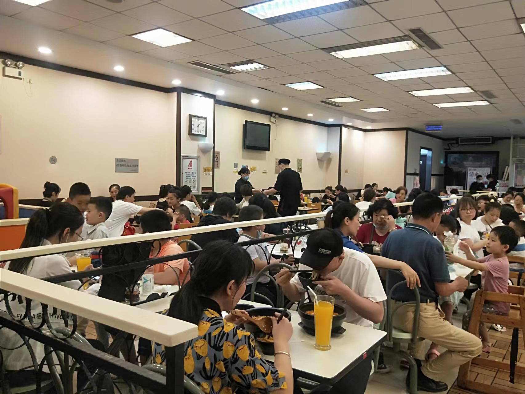 康德專注于食品調味料已十八年有余，一直注重出品的安全、穩定，強調給商家帶來廚師便捷,出品穩定，減少能耗，安全有保障！歡迎有意合作老板質詢來工廠考察！